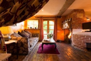 Romantic Honeymoon Cottages in Suffolk | The Bakery