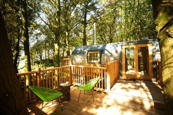 The Hideaway Treehouse at Pickwell Manor