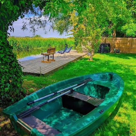 Owl Lodge, Chesterfield Canal