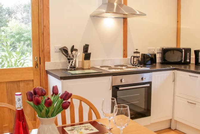 Moorhen Lodge, Welsh Borders